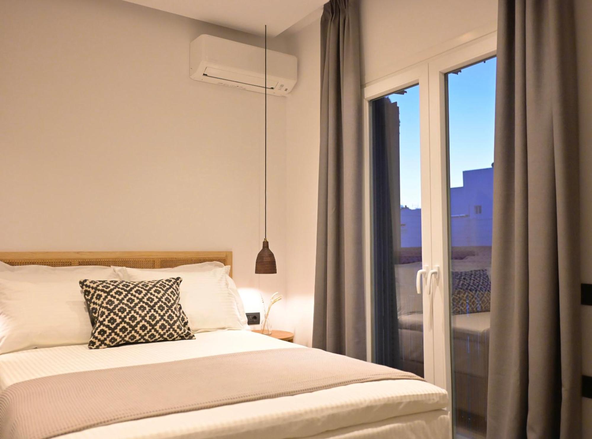 Eleana Hotel Tínos Exteriör bild